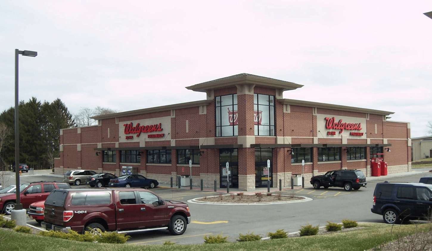 Milwaukee, WI Walgreens Storefront